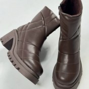 تصویر نیم بوت پاشنه دار زنانه شالو مدل 4201 چرم مشکی سایز ۳۷ و ۴۰ 