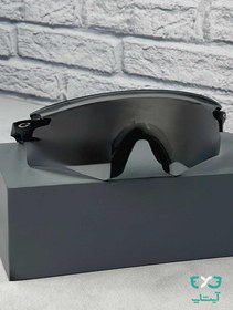 تصویر عینک ورزشی OAKLEY کد9471 