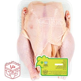 تصویر مرغ کامل پاک شده با پوست فروشگاه دارا پروتئین 