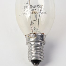 تصویر لامپ رشته ای شمعی 60 وات فیلیپس مدل ساده پایه E14 