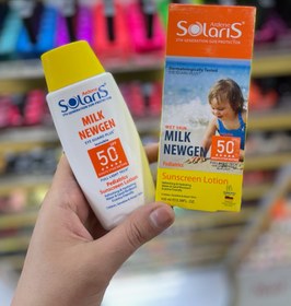 تصویر لوسیون ضد آفتاب کودکان آردن سولاریس - میلک نیوژن SPF 50 مناسب پوست های حساس و آتوپیک حجم 100 میلی لیتر ضد آفتاب صورت مدل میلک نیوژن حساس SPF 50 حجم 100 میلی لیتر برند آردن بدون رنگ