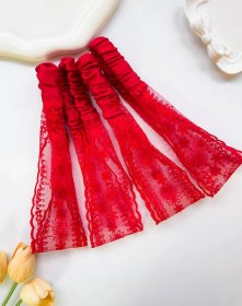 تصویر هدبند توری قرمز 