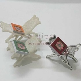 تصویر رحل و قرآن تزیینی 