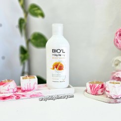 تصویر شامپو بدن بیول مدل شیر و عسل حجم ۴۰۰ میلی لیتر مناسب پوست خیلی خشک 