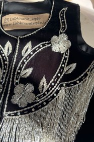 تصویر جلیقه گل و حلقه آویزی 