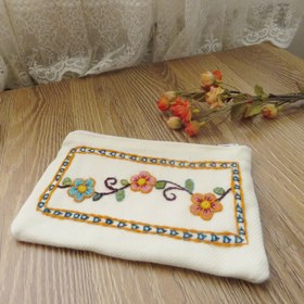 تصویر کیف پته دوزی سفید هنر و صنایع دستی کرمان