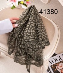 تصویر مینی اسکارف توری پلنگی سه‌گوش – دانتل گیپور لطیف، وارداتی و شیک 