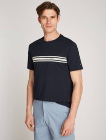 تصویر تی‌شرت راه‌راه آستین کوتاه مردانه - 100% پنبه، آبی برند Tommy Hilfiger Men's Central Chest Striped T-shirt - Cotton, Blue