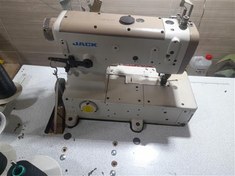 تصویر چرخ خیاطی چرخ خیاطی جک چرخ خیاطی میاندوز جک 