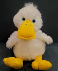 تصویر عروسک اردک بزرگ 