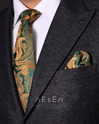 تصویر ست کراوات و دستمال جیب مردانه نسن | طرح بته جقه سبز طلایی T6 