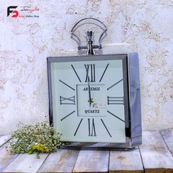 تصویر ساعت رو میزی ارتمیس 2030 در دو رنگ نقره ای و طلایی آرامگرد و بی صدا مدرن - یک ا clock Artemis2030 clock Artemis2030