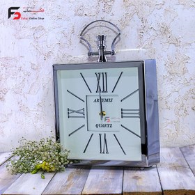 تصویر ساعت رو میزی ارتمیس 2030 در دو رنگ نقره ای و طلایی آرامگرد و بی صدا مدرن - یک clock Artemis2030