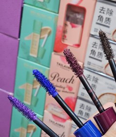 تصویر ریمل رنگی فرچه مویی 