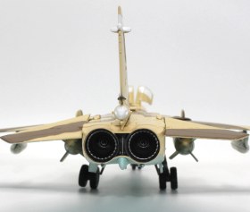 تصویر ماکت هواپیما سوخو ۲۴ نیروی هوایی ایران | Caliber Wings 1:72 Sukhoi SU-24MK IRIAF 