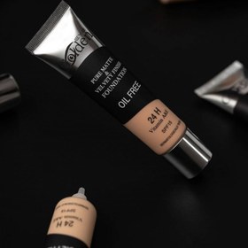 تصویر کرم پودر تیوپی GOLDEN EYE 