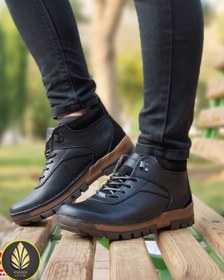 تصویر نیم‌ بوت مردانه لاکچری چرم طبیعی برند چرم پارسه مدل PL-P127-A - مناسب استایل لوکس و مدیریتی 