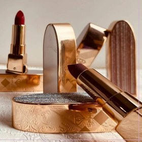 تصویر رژ لب سالوته 