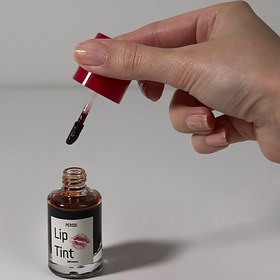 تصویر تینت لب و گونه گیاهی (Lip Tint) 