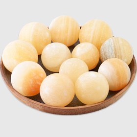 تصویر گوی سنگ نمک 