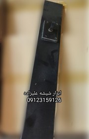 تصویر خط کش قاپکدار خط کش قاپک‌ دار طول ۲۴۰ سانت دارای سه قاپک