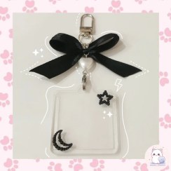 تصویر آویز پاپیونی با قاب عکس 