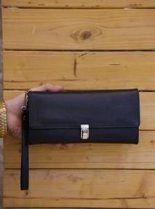 تصویر فروشگاه چرم چارلی