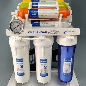 تصویر دستگاه تصفیه آب ۸ مرحله‌ای چلنگر فول ویتنام با فیلتر قلیایی و ممبران ۷۵ گالن 