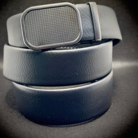 تصویر یک جین کمربند ریلی 