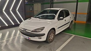 تصویر پژو 206 صندوقدار مدل 1392 ا V8 V8