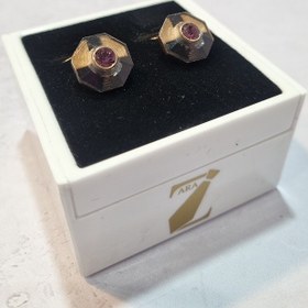 تصویر دکمه سردست D20 