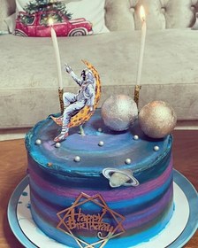 تصویر کیک تولد کهکشانی 