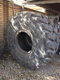 تصویر لاستیک لودر BKT 