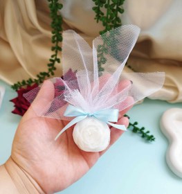 تصویر گیفت عقد و عروسی شمع پیونی 