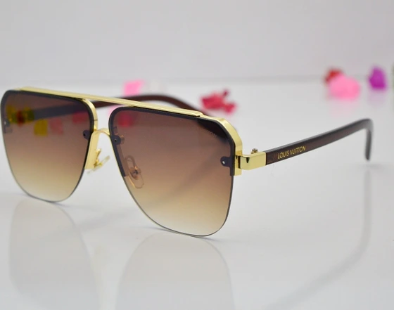 LOUIS VUITTON Grease Mask Sunglasses Z1470U Gold 1004596