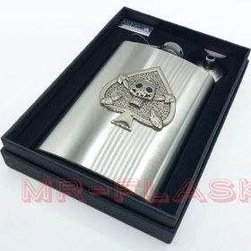 تصویر قمقمه جیبی مدل جمجمه 