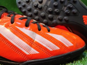 تصویر کفش کتونی فوتبال استوک ریز اورجینال آدیداس سایز 46 Soccer shoes