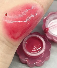 تصویر رژ و رژگونه‌های ژله‌ای 