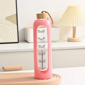 تصویر بطری آب شیشه‌ای دنی هوم ظرفیت ۱ لیتر با نشانگر زمان 