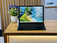 تصویر سرفیس لپ تاپ استوک مدل Surface Laptop 4 