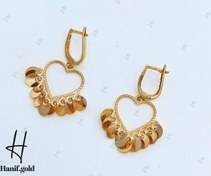 تصویر گوشواره طلا طرح قلب با آویز پولکی زرد 