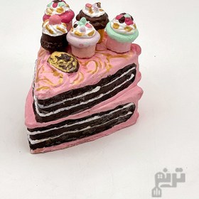 تصویر زیتون خوری چنگال دار طرح برش کیک 