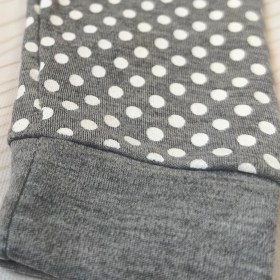 تصویر شلوار نوزادی طرح خال خالی 