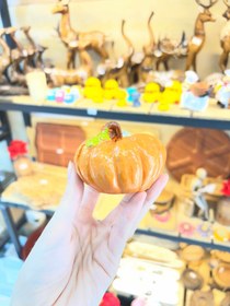 تصویر مجسمه کدو سه عددی بزرگ 