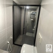 تصویر کابین دوش ریلی ۱۸۰*۸۰ فریم دار مشکی شیشه سکوریت 