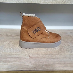 تصویر فروشگاه کفش فیامین