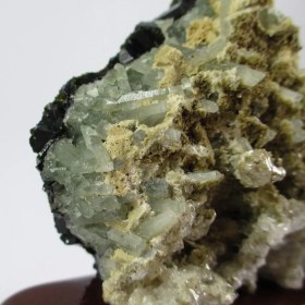 تصویر سنگ راف اپیدوت کد 2697 