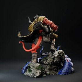 تصویر اکشن فیگور هل بوی 