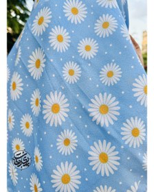 تصویر روسری ۹۰ بابونه کوچک 