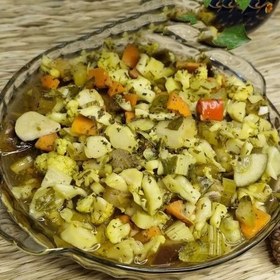 تصویر ترشی گوجه کال بهاری،مخلوط باسبزیجات،یک کیلویی گیلان.رشت 